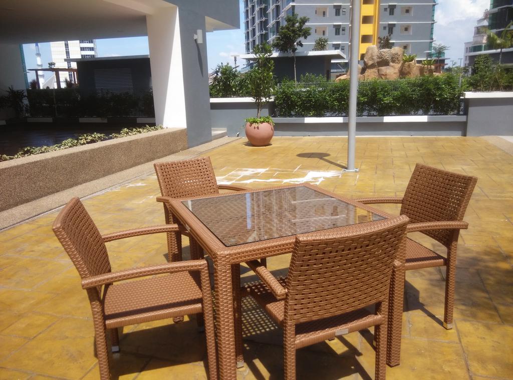 Vista Alam Studio Units - Pool, Food Court Шах-Алам Экстерьер фото
