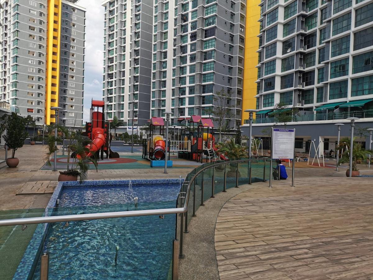 Vista Alam Studio Units - Pool, Food Court Шах-Алам Экстерьер фото